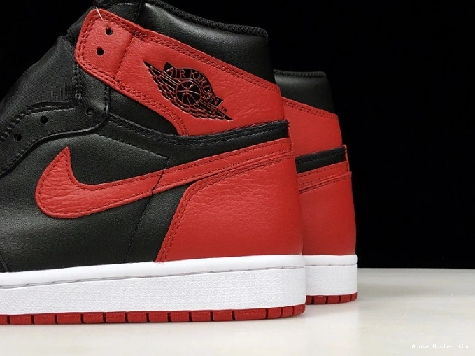Banned Jordan 555088-001 OG Air Retro High 1 0807